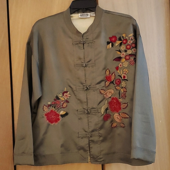 Embroidered jacket - Picture 1 of 8